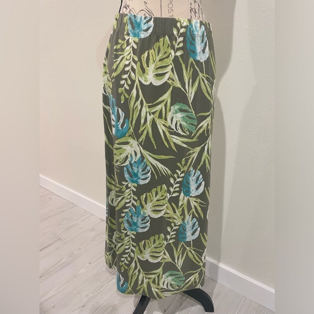 Chico’s Floral Midi Skirt SZ 0